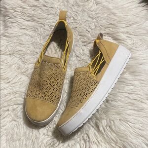 Jambu Women's Yellow Erin Casual Slip-Ons Size‎ 10 M
